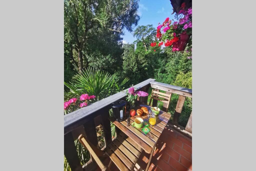Gite Le Balcon Flaubert Forges-les-Eaux Buitenkant foto