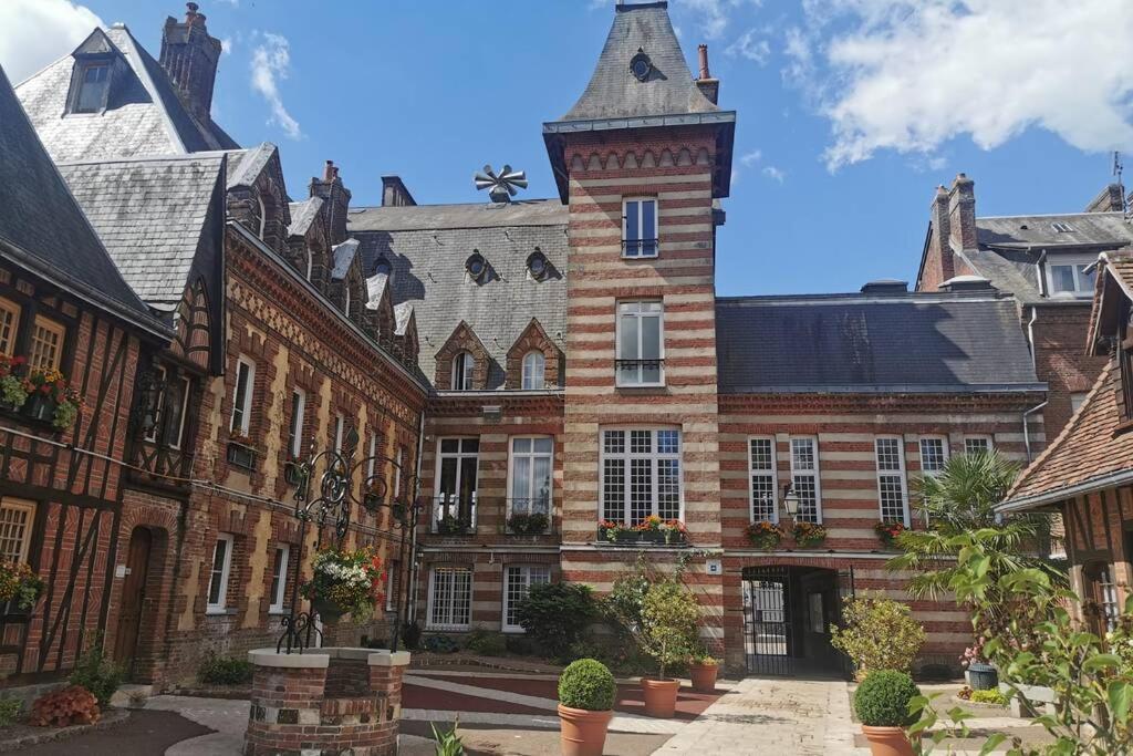 Gite Le Balcon Flaubert Forges-les-Eaux Buitenkant foto